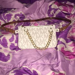 NEVER worn Michael Kors waste bag/ fanny pack